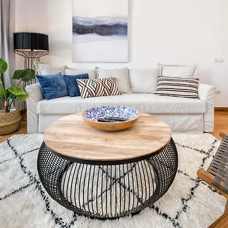 Christina Penthouse In By Solaga Homes Apartment *